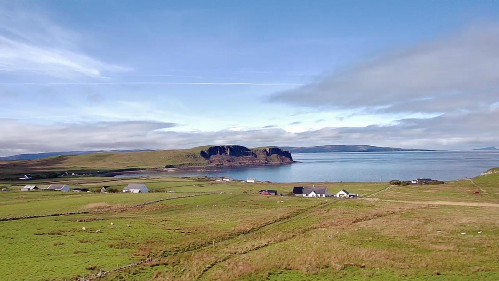 Cnoc Ruaraidh Cottage Kilmuir  Exterior photo